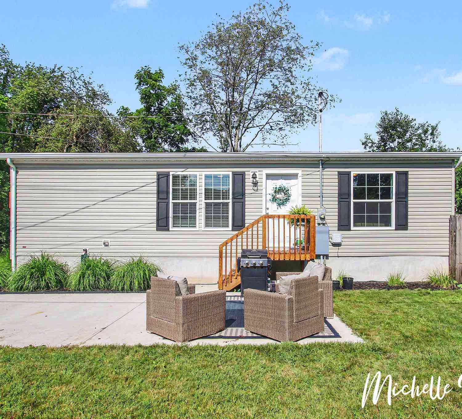 Mobile Home For Sale - 326 Walter Street<br/> Allegan County, Fennville, MI 49408