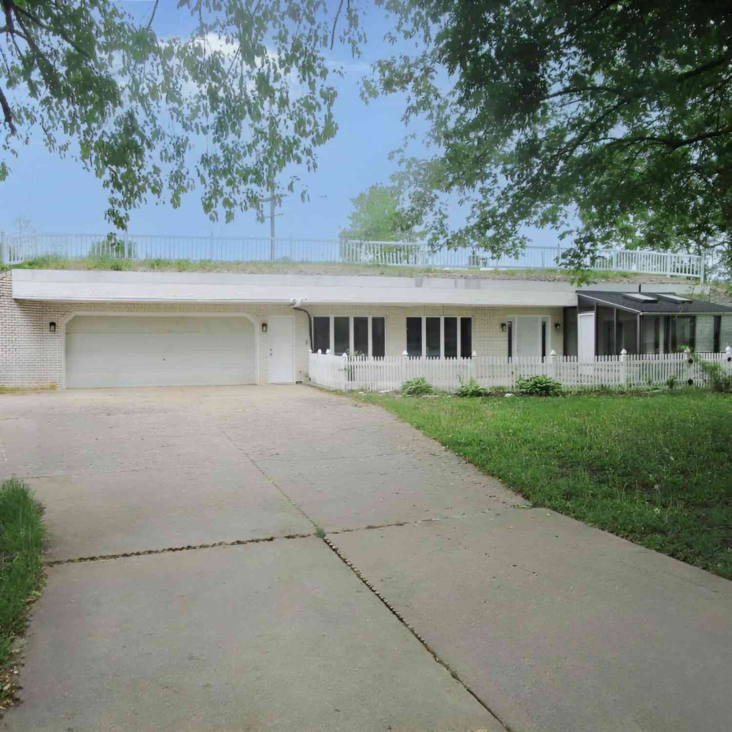 Homes For Sale - 12600 15 1/2 Mile Road<br/> Marshall, MI 49068