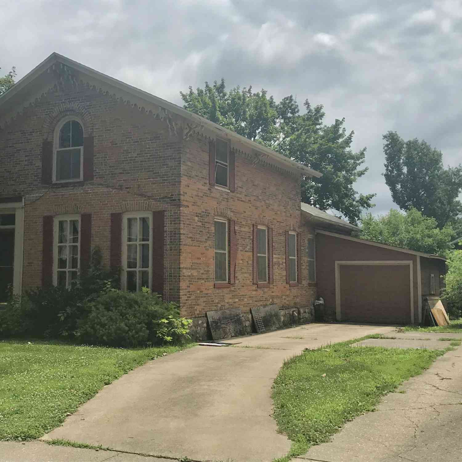 Homes For Sale - 114 E Chicago Road<br/> Saint Joseph County, White Pigeon, MI 49099