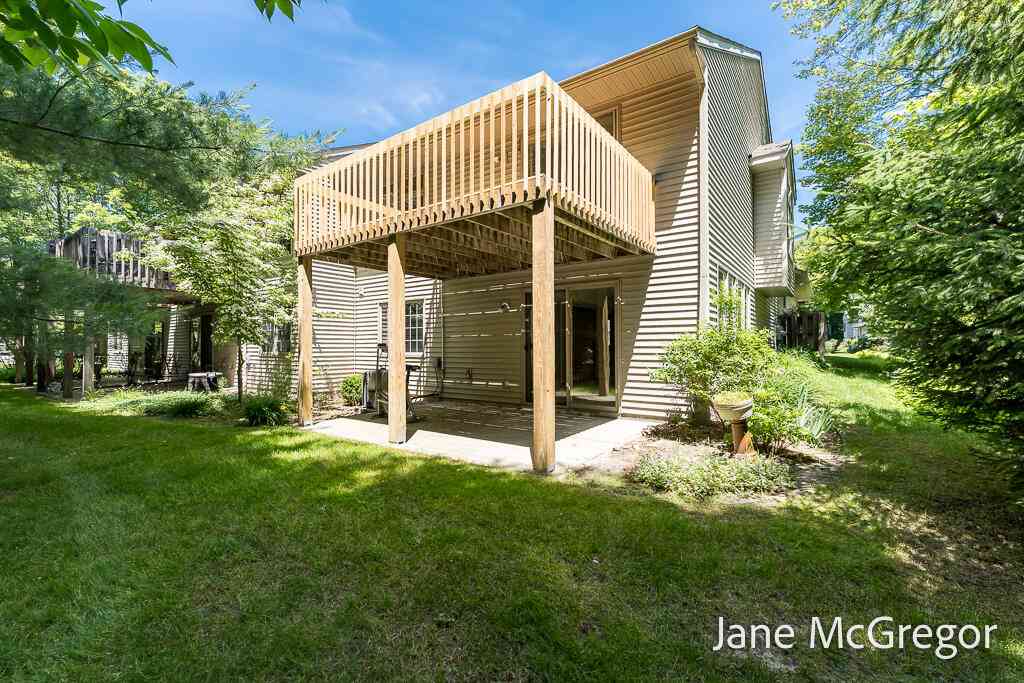Condo For Sale - 753 Tournament Circle<br/> Muskegon County, Muskegon, MI 49444