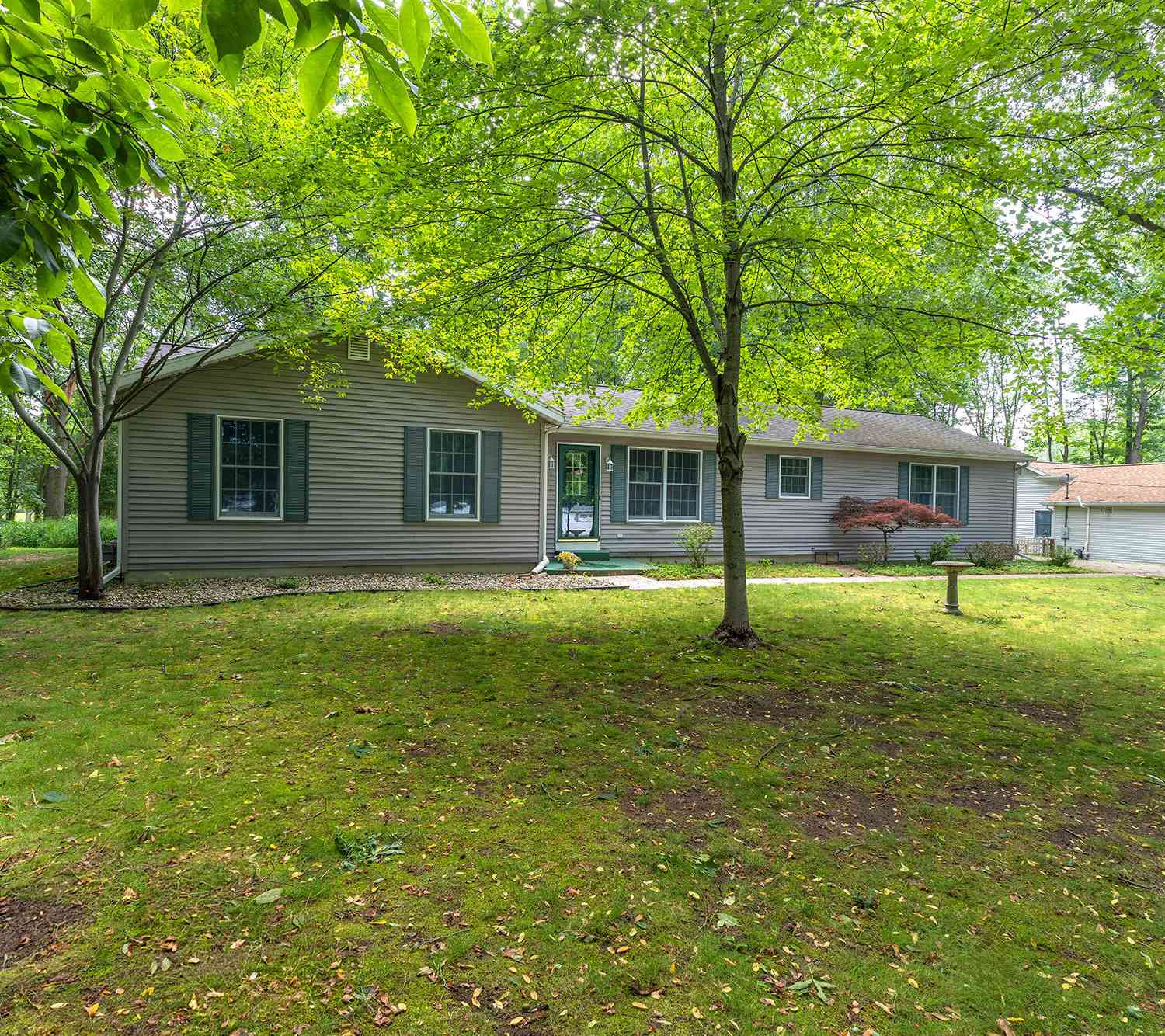 Homes For Sale - 9249 S Westnedge Avenue<br/> Kalamazoo County, Portage, MI 49002