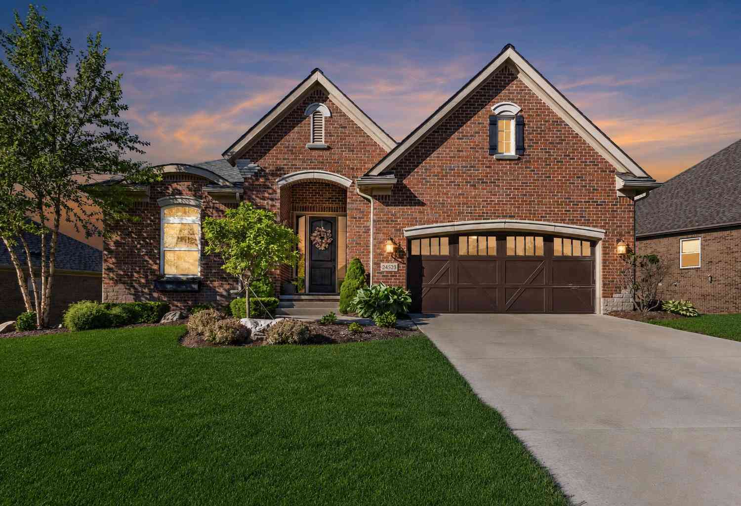 Condo For Sale - 24523 Pinnacle Circle<br/> Oakland County, South Lyon, MI 48178