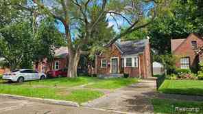 Homes For Sale - 17834 Bradford Avenue<br/> Detroit, MI 48205