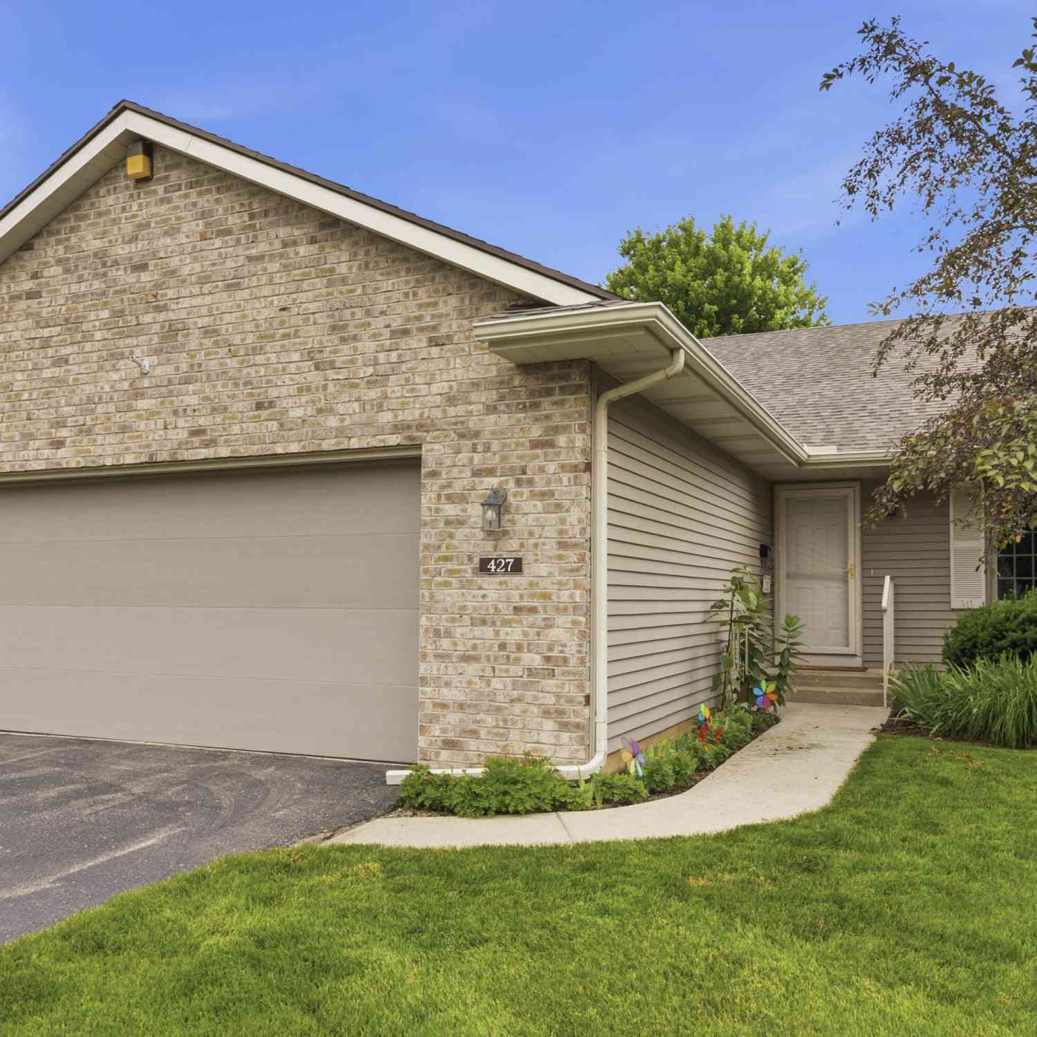 Condo For Sale - 427 Falcon Drive<br/> Allegan County, Wayland, MI 49348
