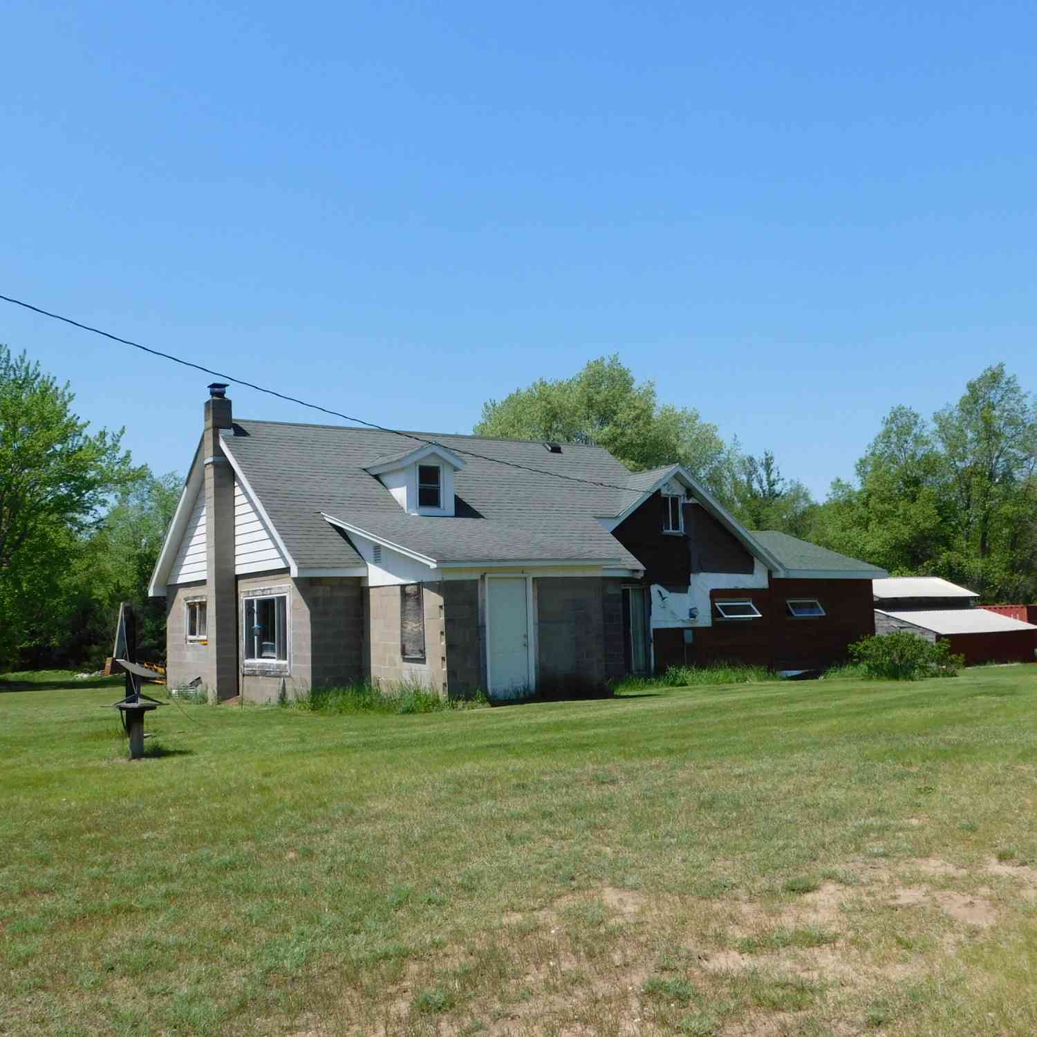 Homes For Sale - 14200 Plagany Road<br/> Bear Lake, MI 49614