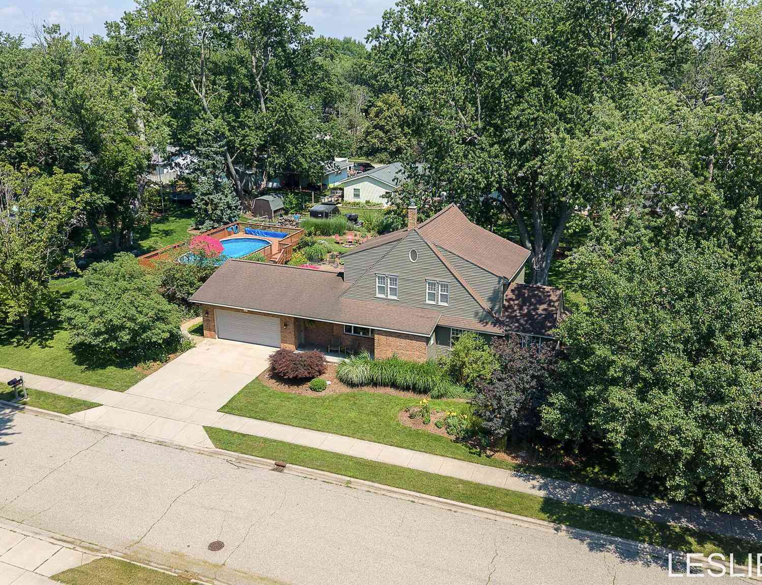Homes For Sale - 337 N Colonial Street<br/> Zeeland, MI 49464