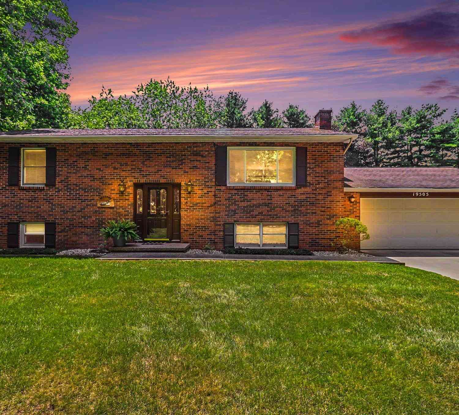Homes For Sale - 19505 Ottawa Lane<br/> Big Rapids, MI 49307