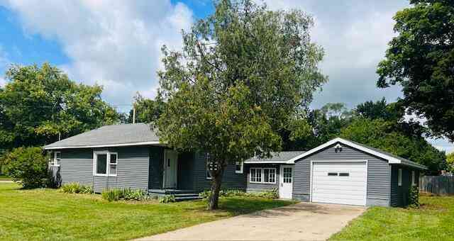 Homes For Sale - 295 Hawley Street<br/> Hesperia, MI 49421