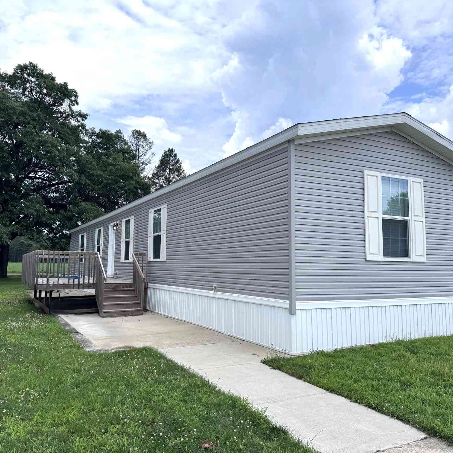 Mobile Home For Sale - 69205 Garver Lake Road #LOT 9<br/> Edwardsburg, MI 49112
