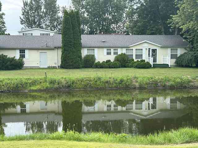 Mobile Home For Sale - 8543 Laberdy Road<br/> Eau Claire, MI 49111