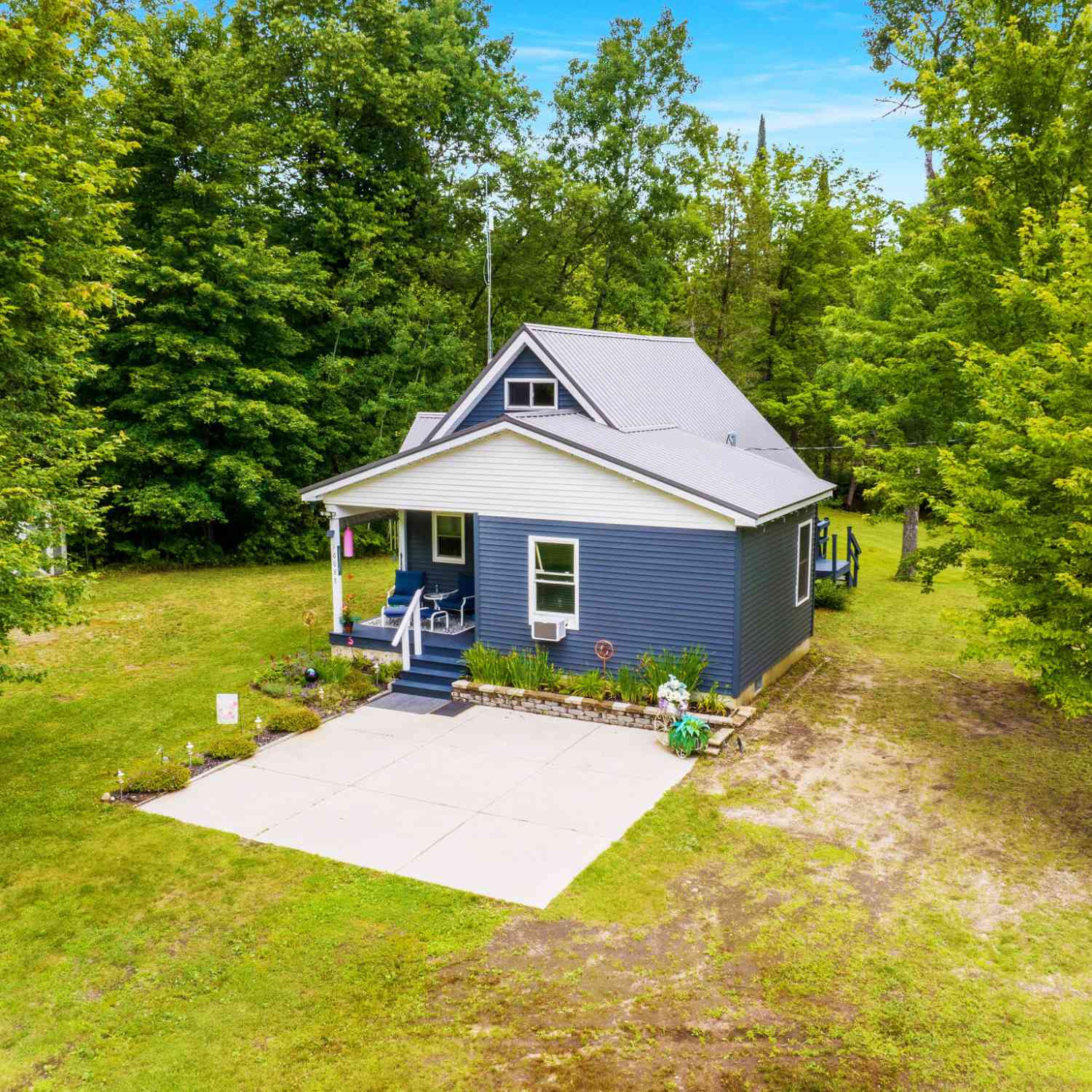 Homes For Sale - 16088 Bentley Road<br/> Thompsonville, MI 49683