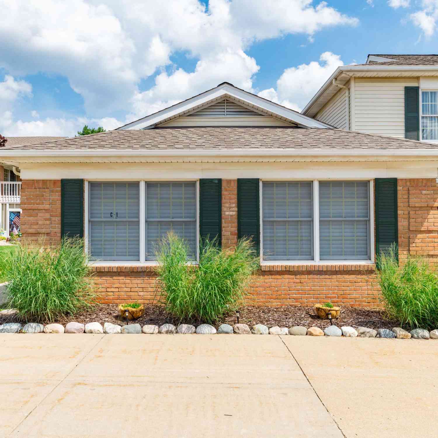 Condo For Sale - 8217 Grays Drive #9<br/> Wayne County, Grosse Ile, MI 48138