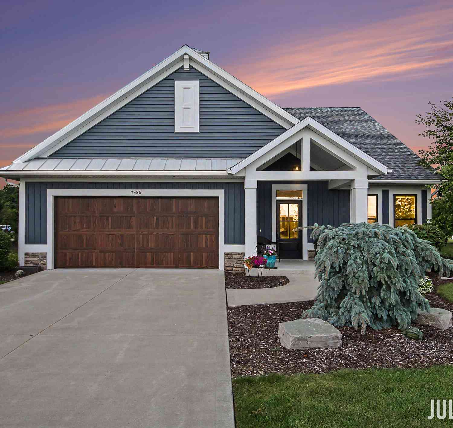 Condo For Sale - 7955 Whistle Creek Court<br/> Byron Center, MI 49315