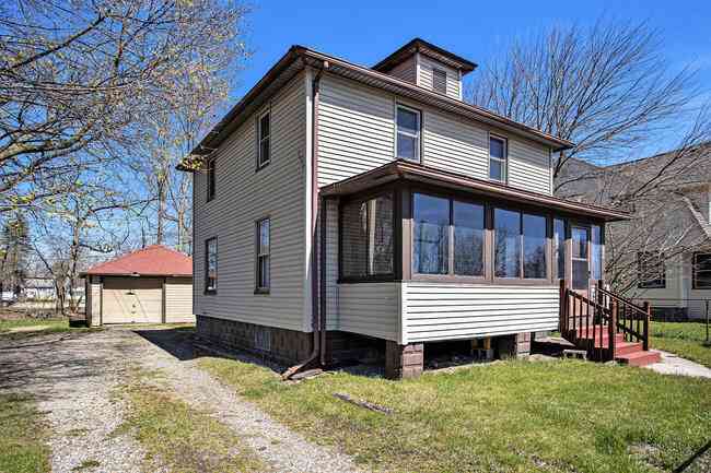Homes For Sale - 1717 Lay Boulevard<br/> Kalamazoo, MI 49001