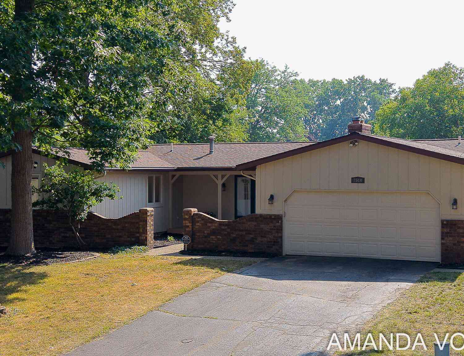 Homes For Sale - 3910 Honeybrook Avenue<br/> Grandville, MI 49418