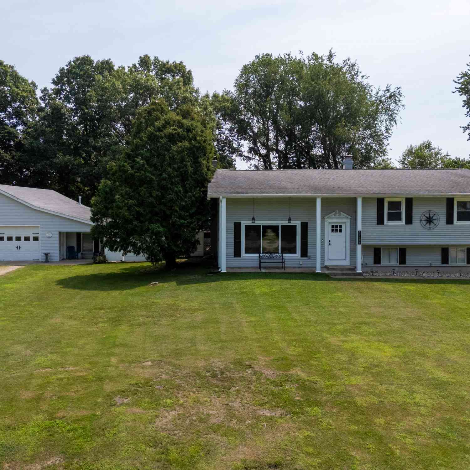 Homes For Sale - 57089 Linda Avenue<br/> Saint Joseph County, Three Rivers, MI 49093