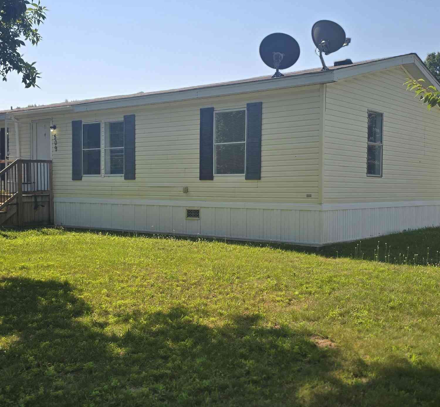 Mobile Home For Sale - 509 Spring Harbor Boulevard<br/> Springport, MI 49284