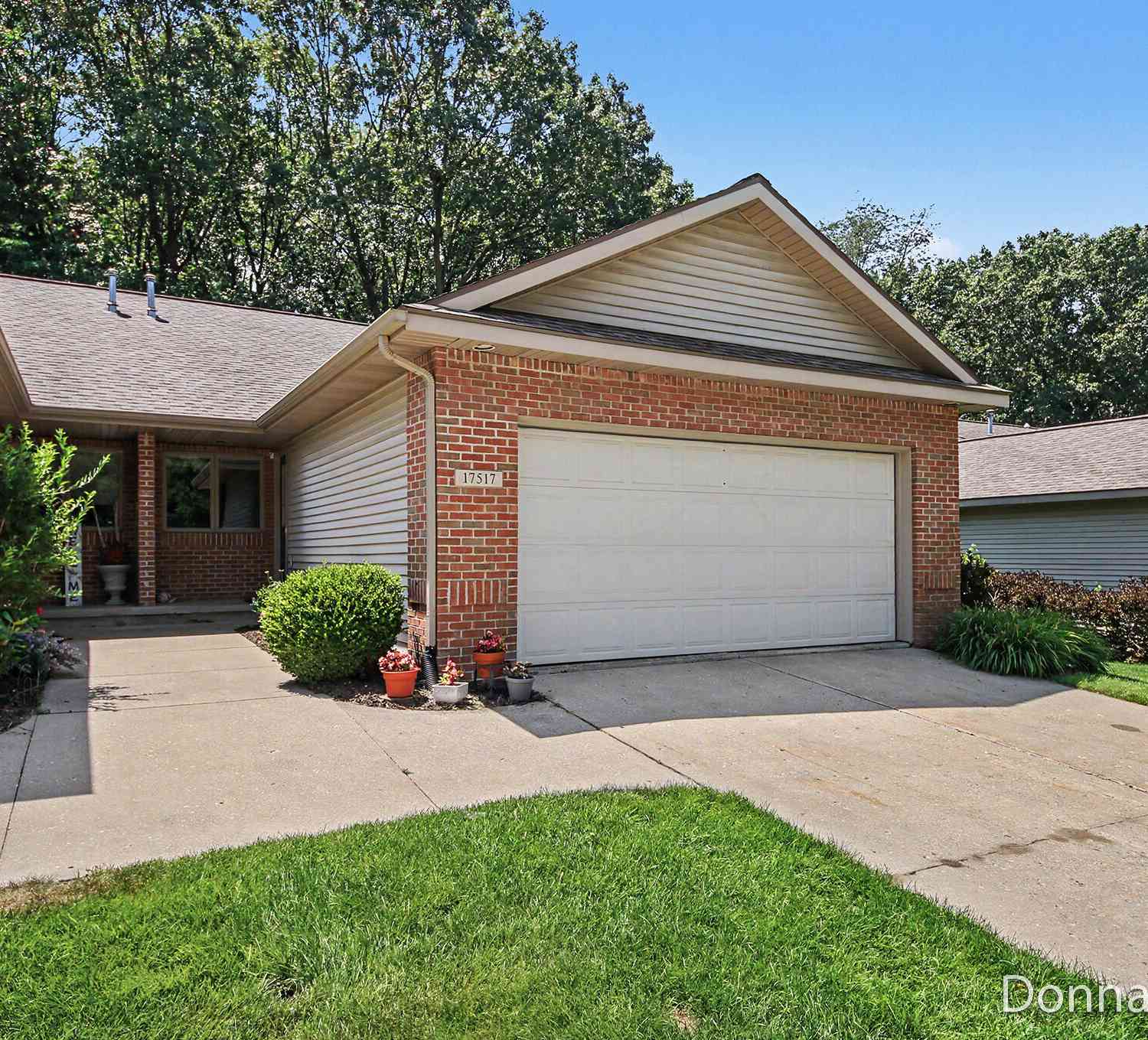 Condo For Sale - 17517 Park Place Circle<br/> Ottawa County, Spring Lake, MI 49456