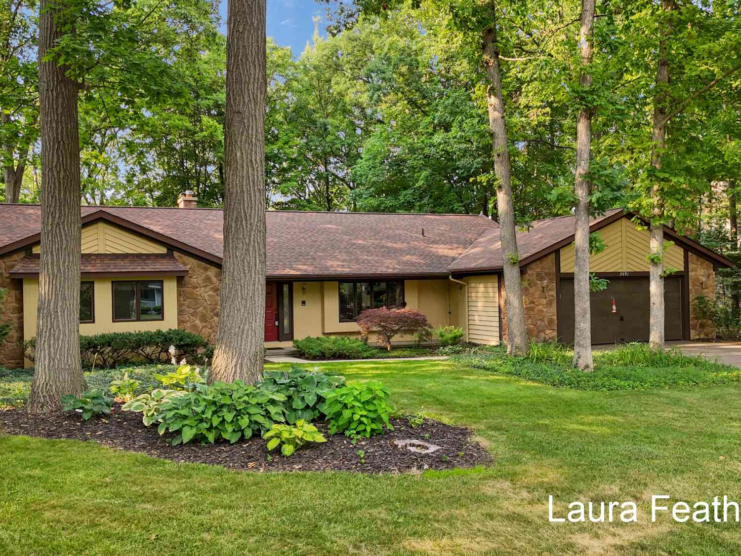 Homes For Sale - 2091 Northridge Drive<br/> Grand Rapids, MI 49525