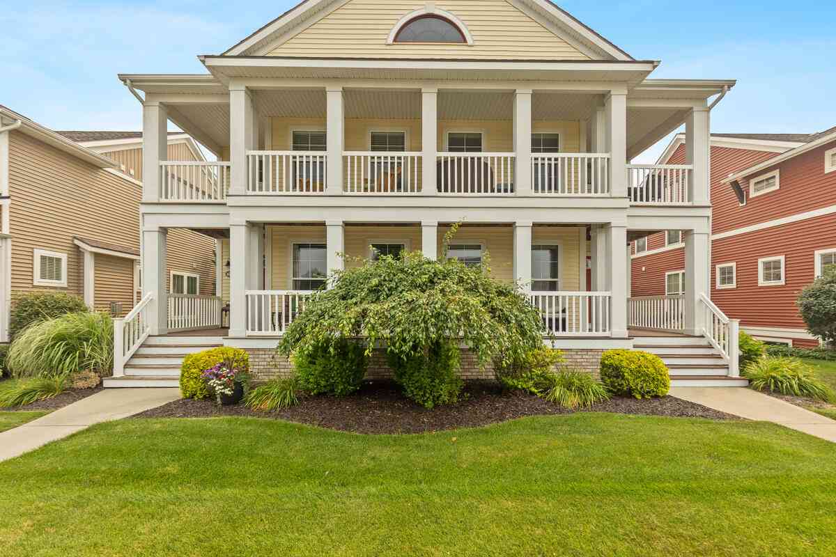 Condo For Sale - 4668 Macatawa Legends Boulevard #6<br/> Ottawa County, Holland, MI 49424