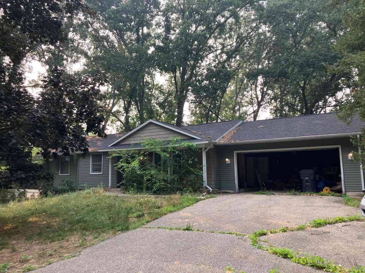 Homes For Sale - 1297 Timber Oaks Court<br/> Plainwell, MI 49080