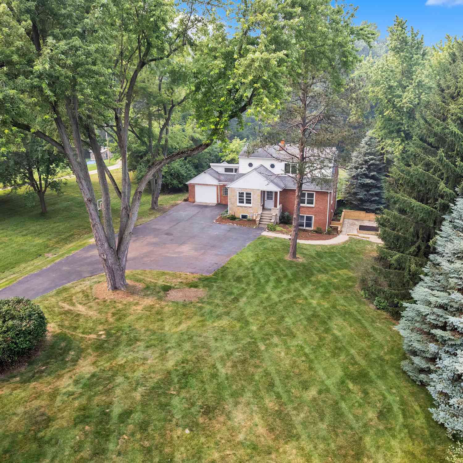 Homes For Sale - 4110 Dexter Ann Arbor Road<br/> Ann Arbor, MI 48103