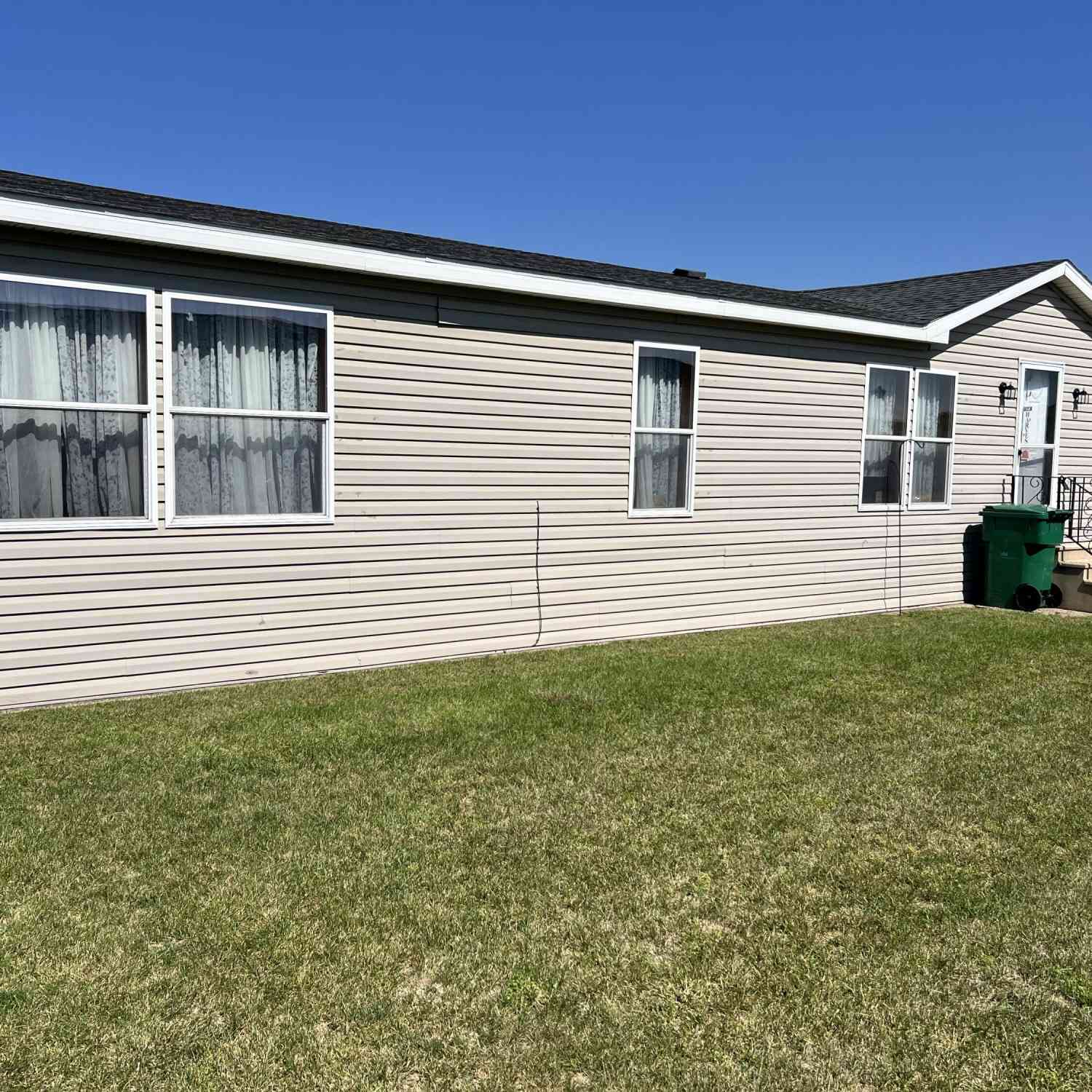 Mobile Home For Sale - 501 N Us 131 Hwy #60<br/> White Pigeon, MI 49099