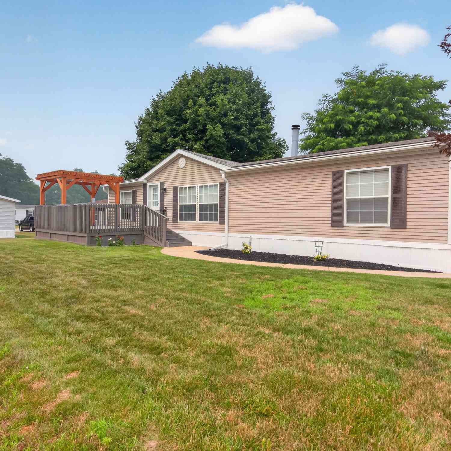 Mobile Home For Sale - 5688 Hawthorn Street #109<br/> Kalamazoo, MI 49009