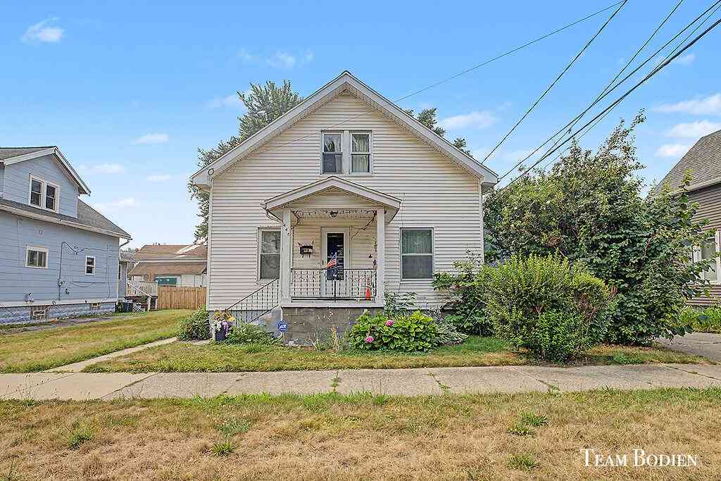 Homes For Sale - 440 Webster Street<br/> Grand Rapids, MI 49504