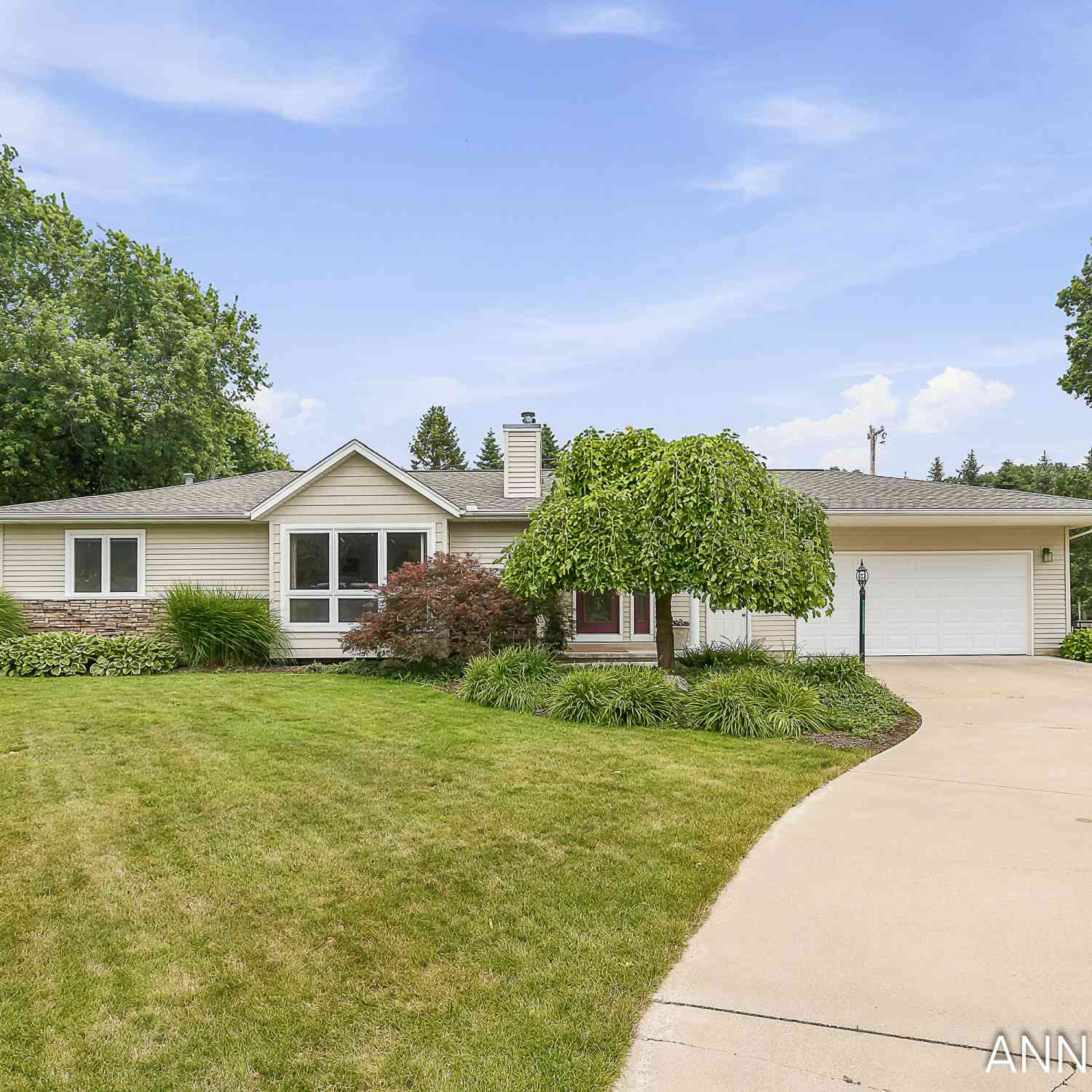 Homes For Sale - 6390 147th Avenue<br/> Holland, MI 49423
