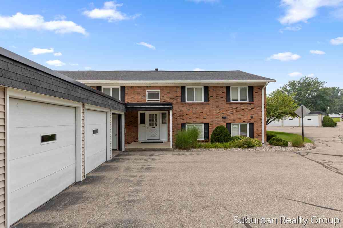 Condo For Sale - 230 S State Street<br/> Zeeland, MI 49464
