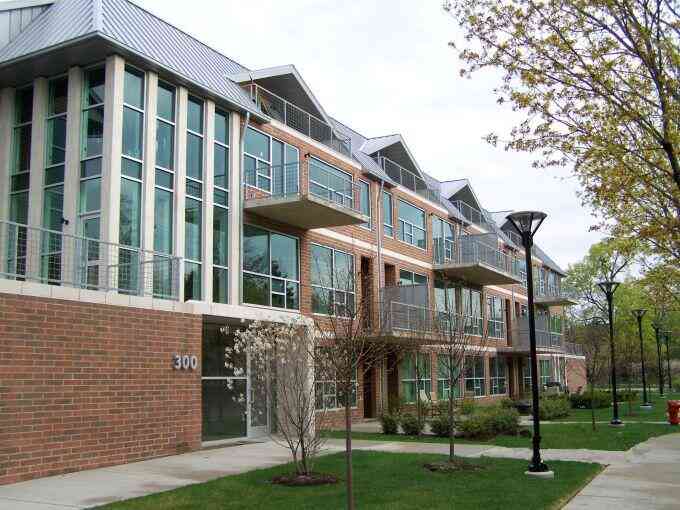 Condo For Rent - 300 Hamilton Street #204<br/> Plymouth, MI 48170