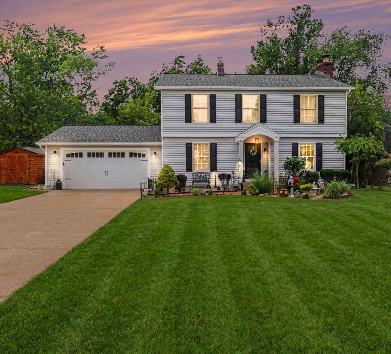 Homes For Sale - 148 Brandywood Lane<br/> Battle Creek, MI 49014