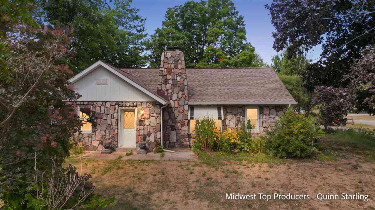 Homes For Sale - 373 N Main Street<br/> Casnovia, MI 49318