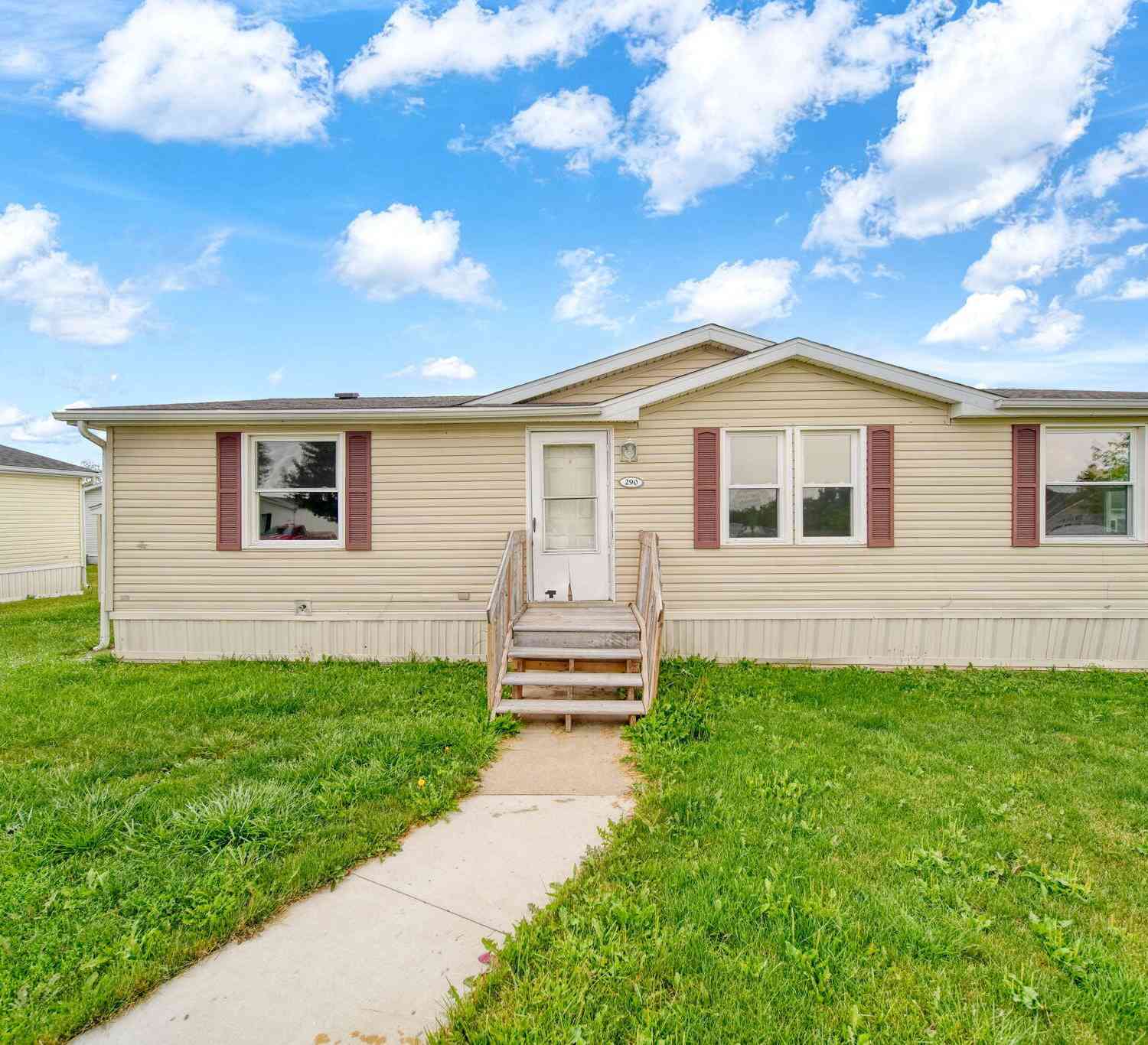 Mobile Home For Sale - 290 Medina River Court<br/> Adrian, MI 49221