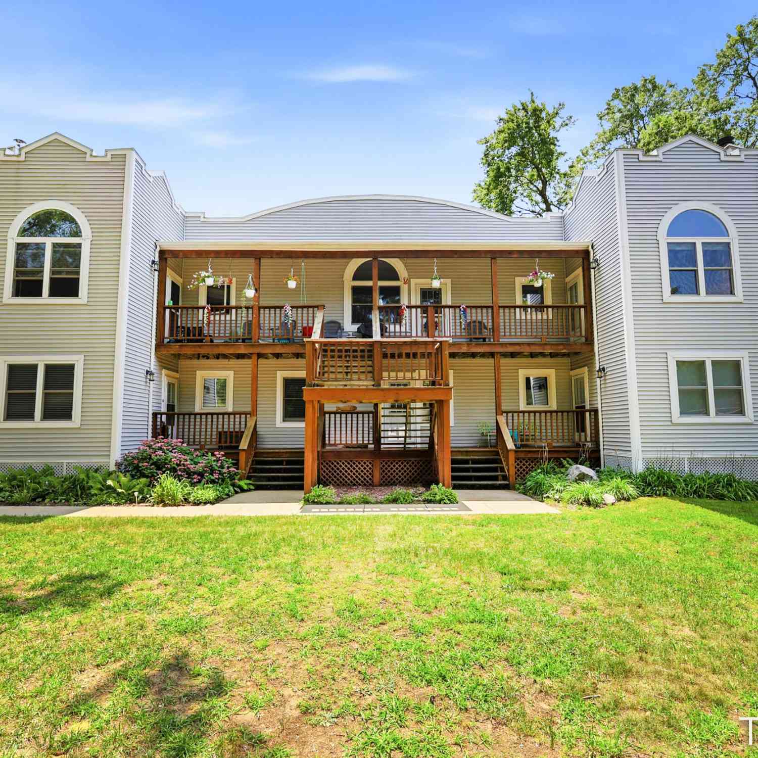 Condo For Sale - 7374 N Shore Drive #17<br/> South Haven, MI 49090