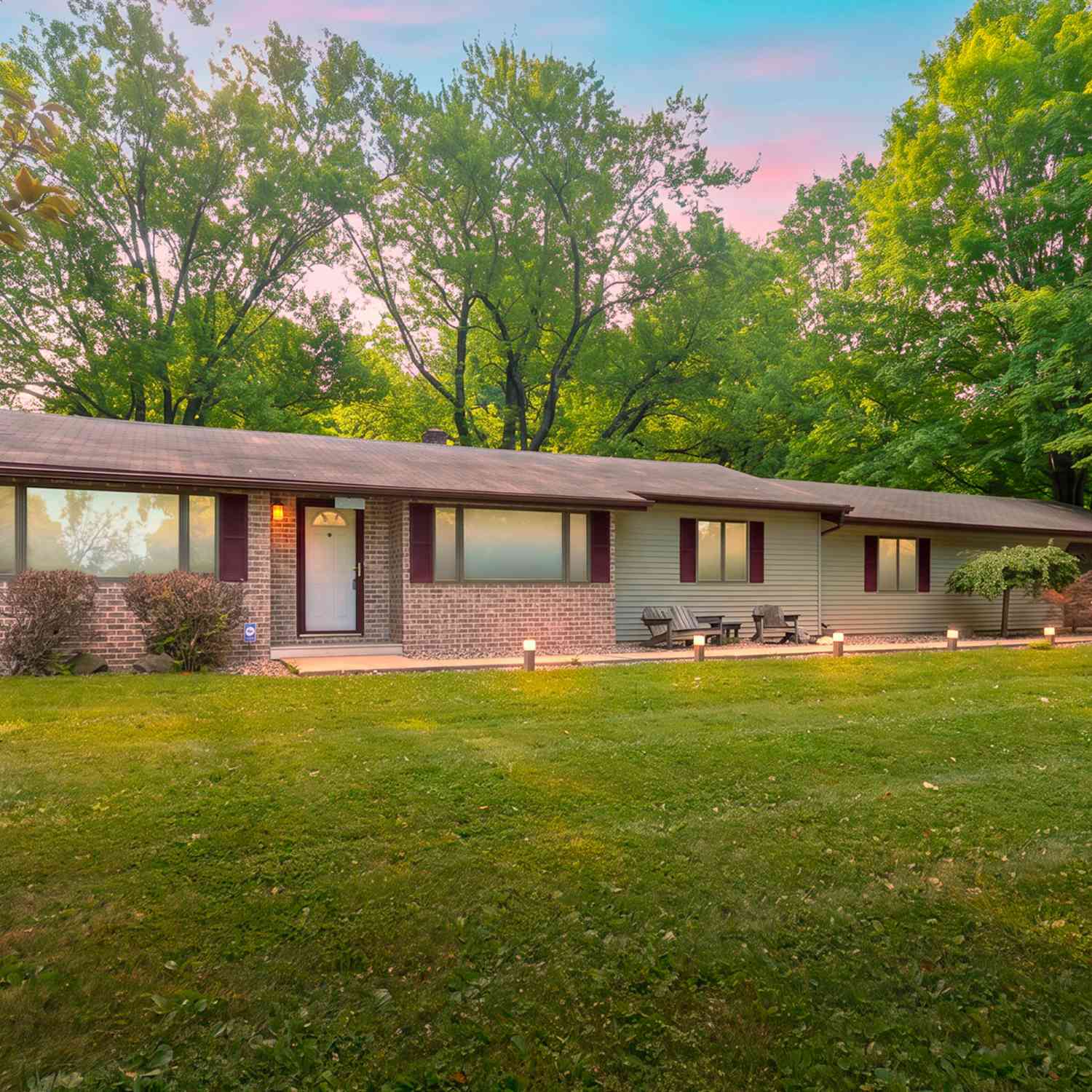 Homes For Sale - 12876 Helmer Road<br/> Battle Creek, MI 49015