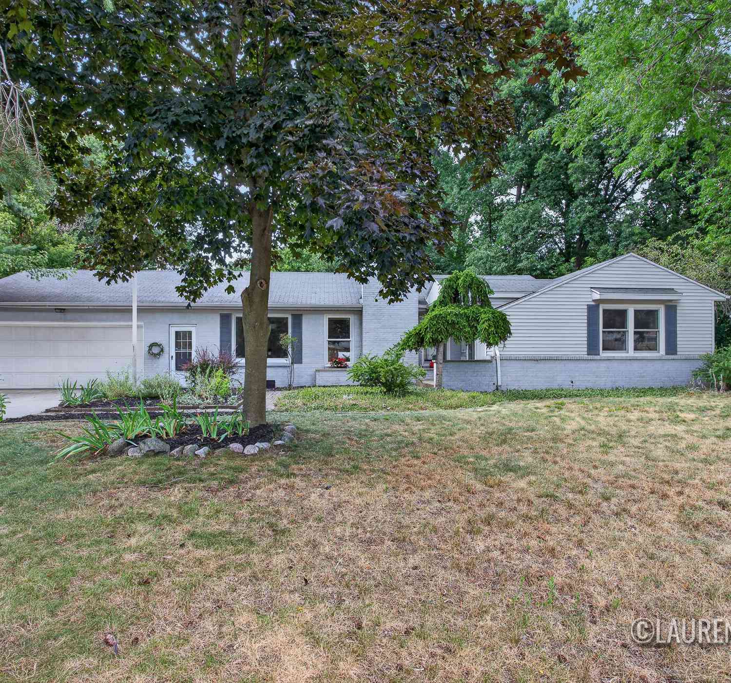 Homes For Sale - 3121 Baker Park Drive<br/> Grand Rapids, MI 49508