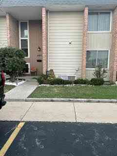 Condo For Sale - 1477 N Saxony Drive<br/> Grand Rapids, MI 49508