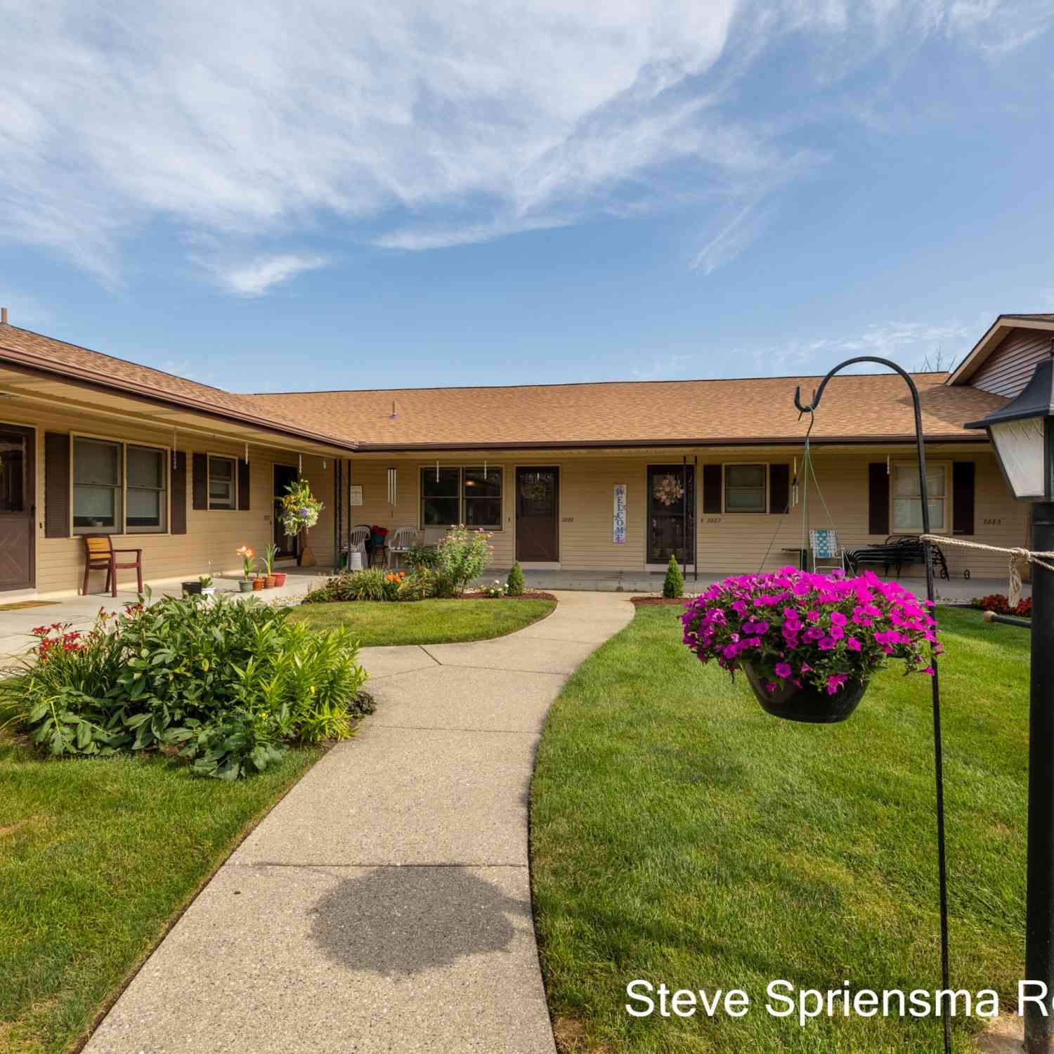 Condo For Sale - 2889 S Wentward Court<br/> Hudsonville, MI 49426