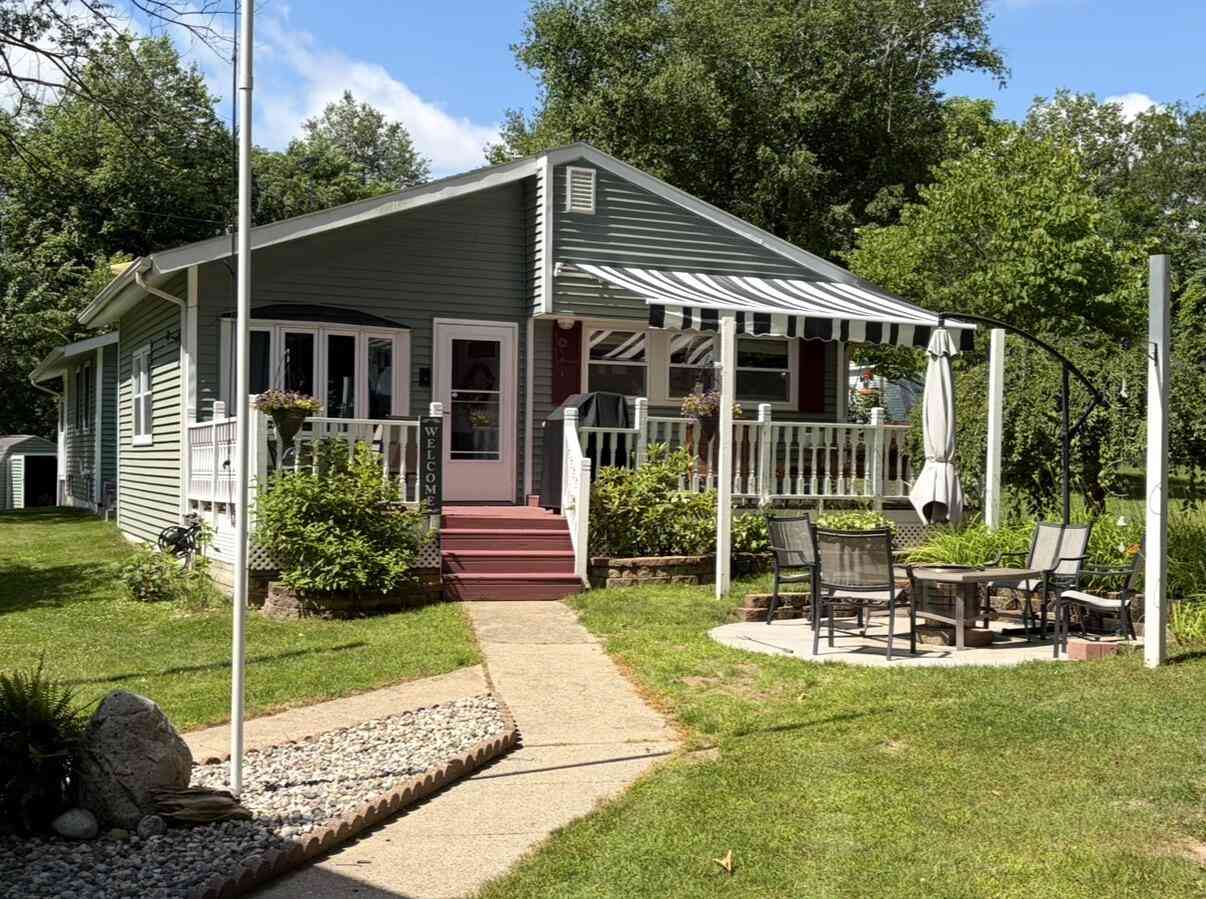 Mobile Home For Sale - 10745 Fish Road<br/> Belding, MI 48809