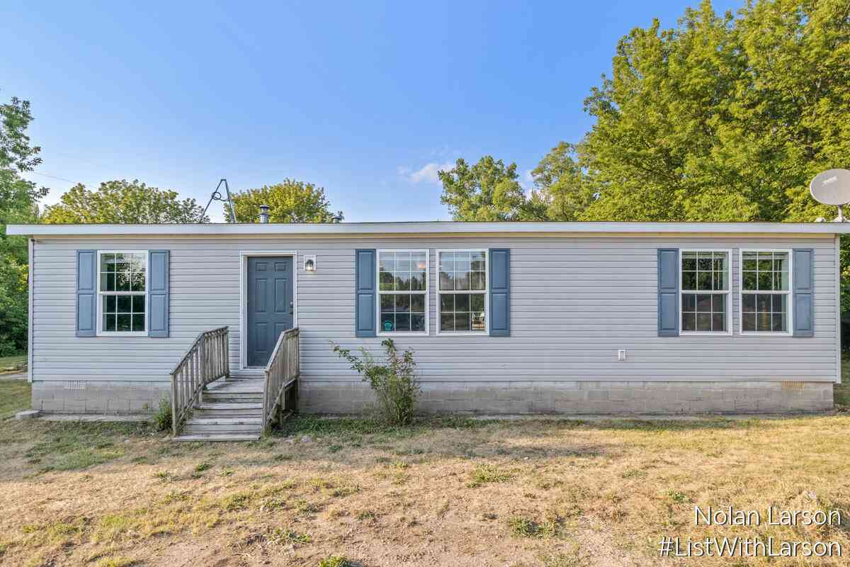 Mobile Home For Sale - 15252 White Road<br/> Bailey, MI 49303