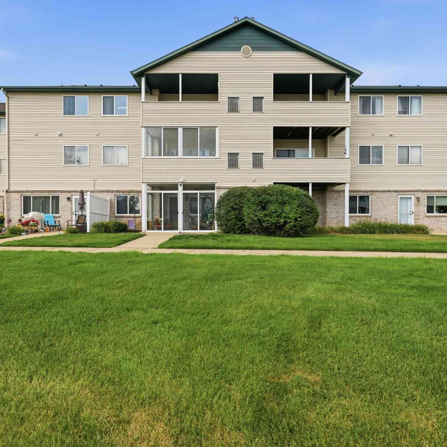 Condo For Sale - 8658 S Jasonville Court #130<br/> Caledonia, MI 49316