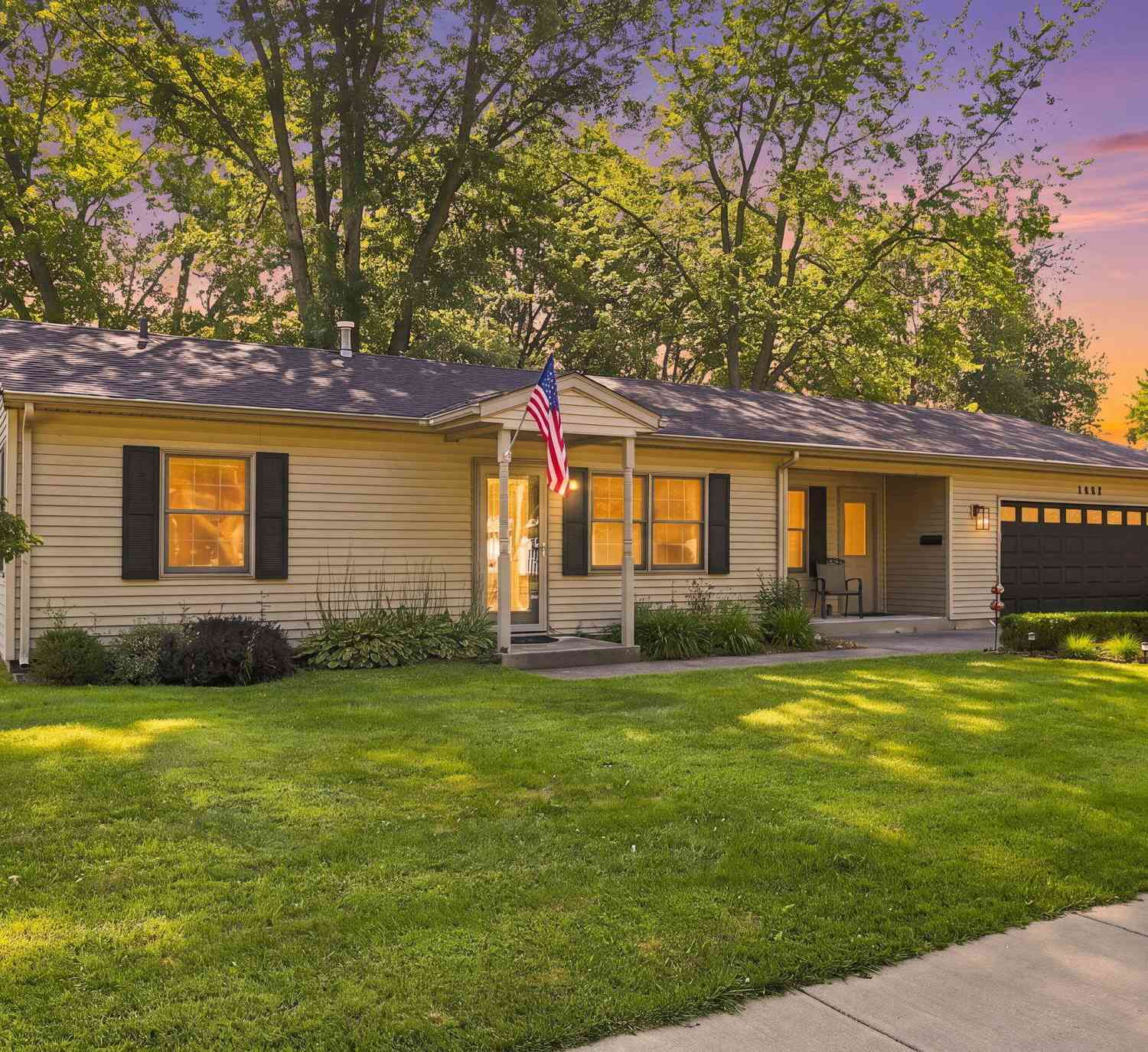 Homes For Sale - 1063 Hazel Street<br/> South Haven, MI 49090