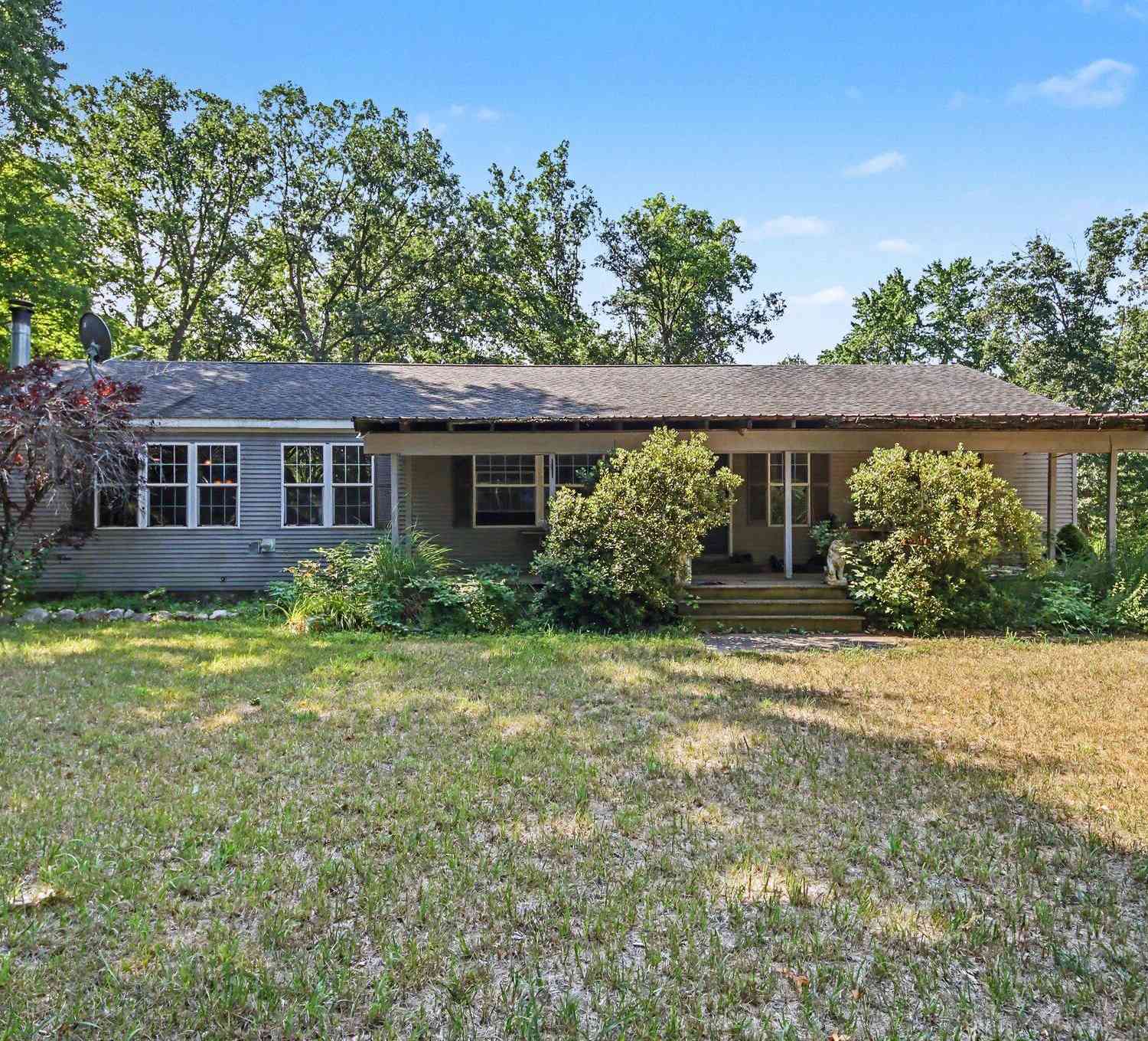 Mobile Home For Sale - 6266 E Hungerford Lake Drive<br/> Big Rapids, MI 49307