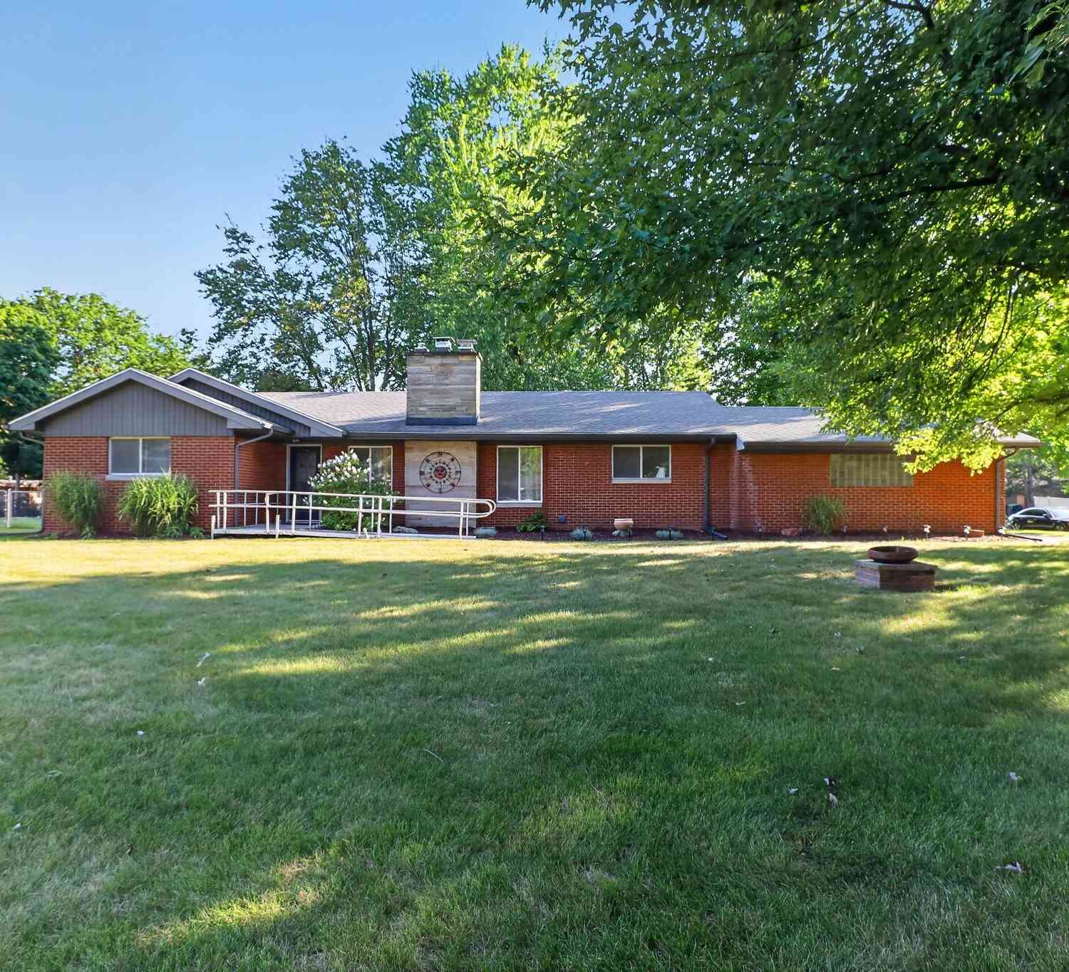 Homes For Sale - 1140 Wilson Avenue<br/> Saginaw, MI 48638