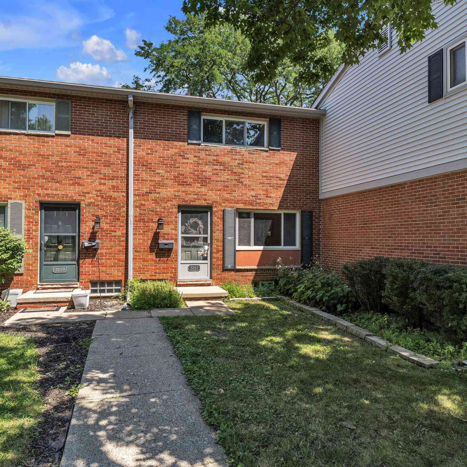 Condo For Sale - 3161 Wolverine Drive<br/> Ann Arbor, MI 48108