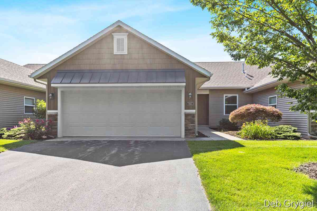 Condo For Sale - 1942 Morning Dew Drive<br/> Byron Center, MI 49315
