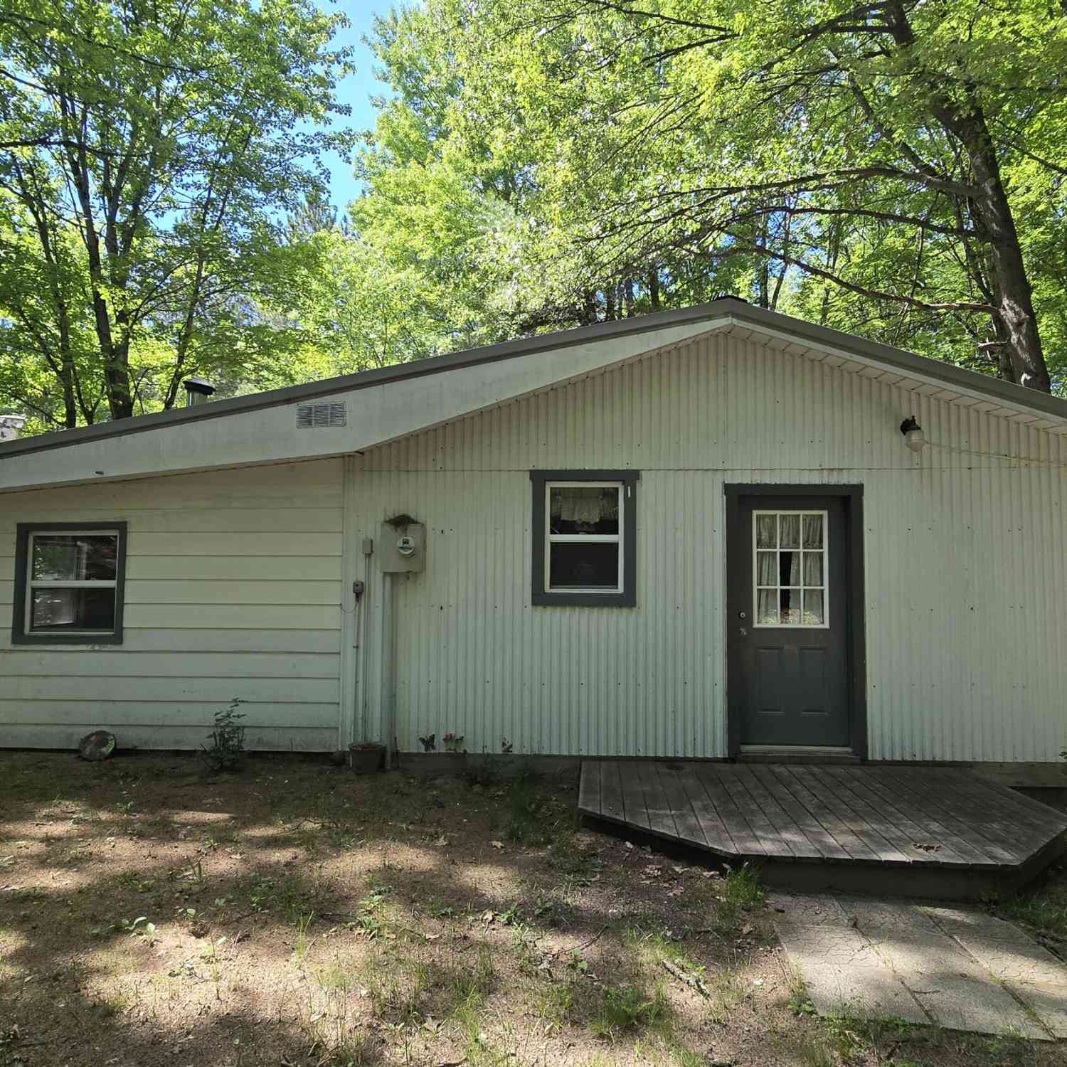 Homes For Rent - 14690 W Pine Lake Road<br/> Wellston, MI 49689