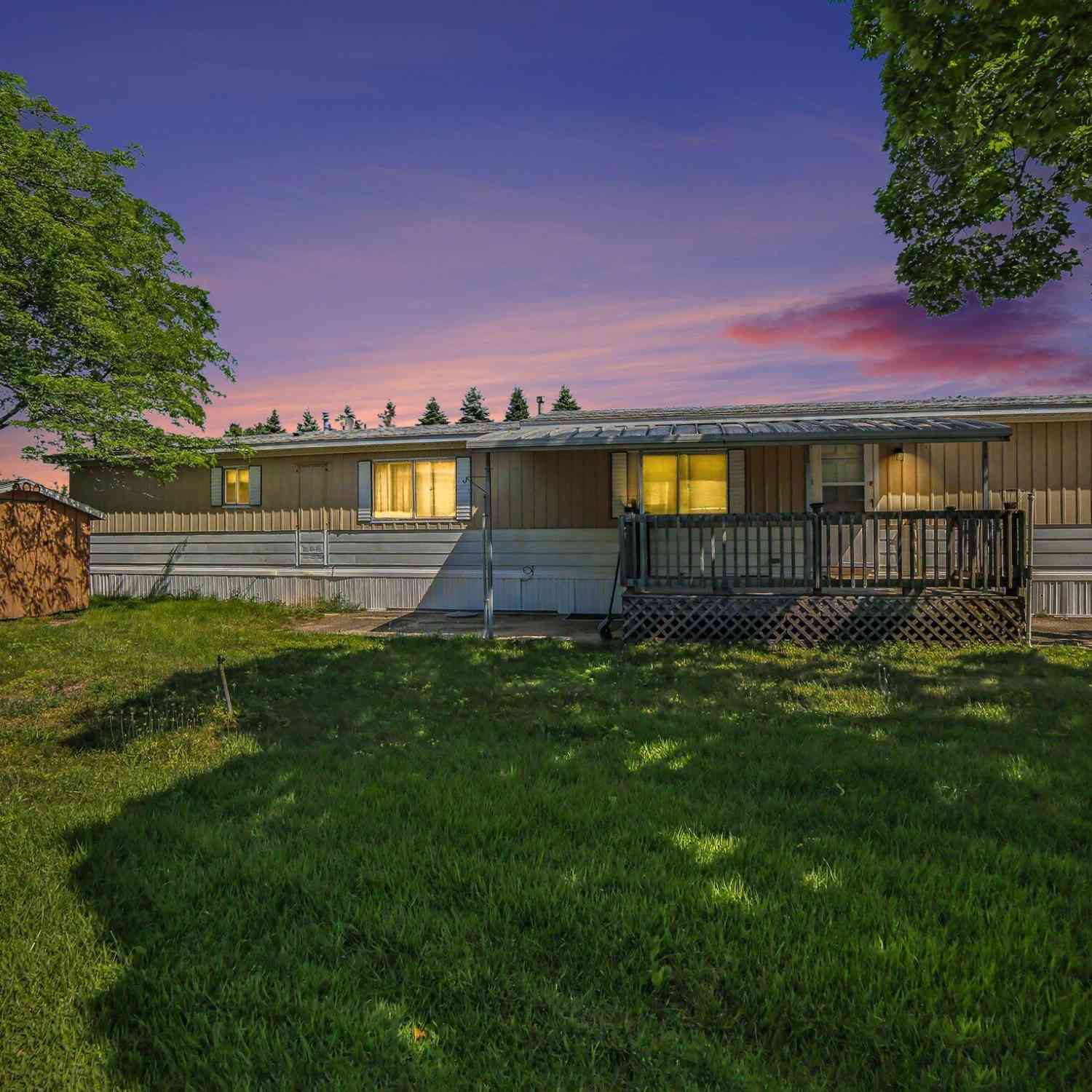 Mobile Home For Sale - 2937 Lena Drive<br/> Ludington, MI 49431